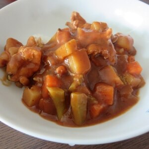 コロコロ野菜いっぱいカレー